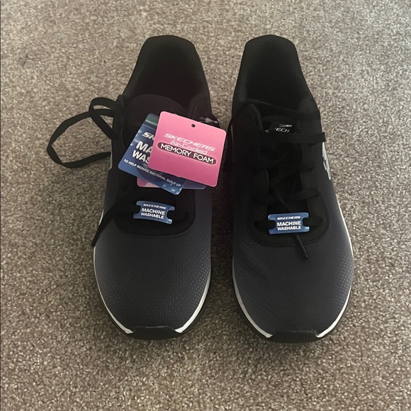 NWT NIB Skechers Air Element 2.0 size 8.5 Black and Whites - Picture 2 of 6